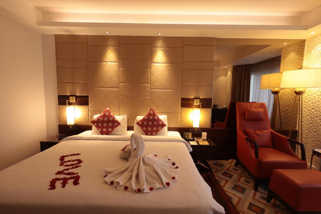 Hotel Cenneys Gateway Салем Экстерьер фото